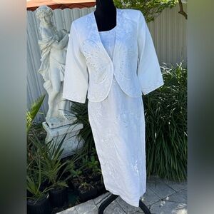 White Embroidered Two-Piece Dress Set with Butterfly Jacket
